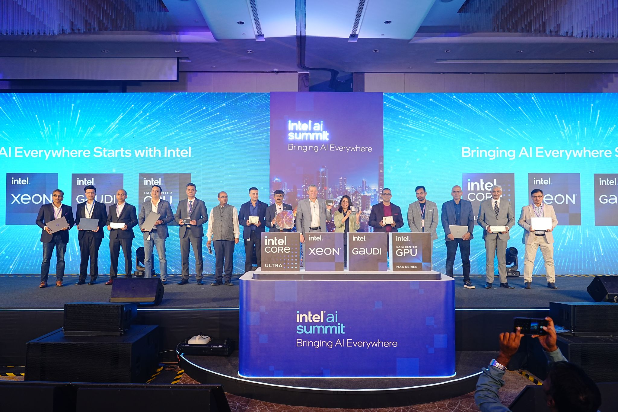 Intel and Bud Ecosystem Forge Strategic Partnership to Accelerate Enterprise Adoption of GenAI
